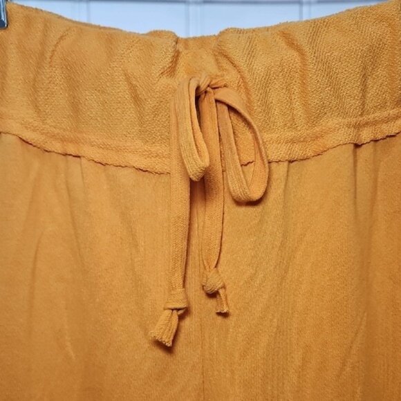 Free People Beach Wide Leg Cropped Flowy Fleece Pants Large New Flowy Lounge - Picture 3 of 8
